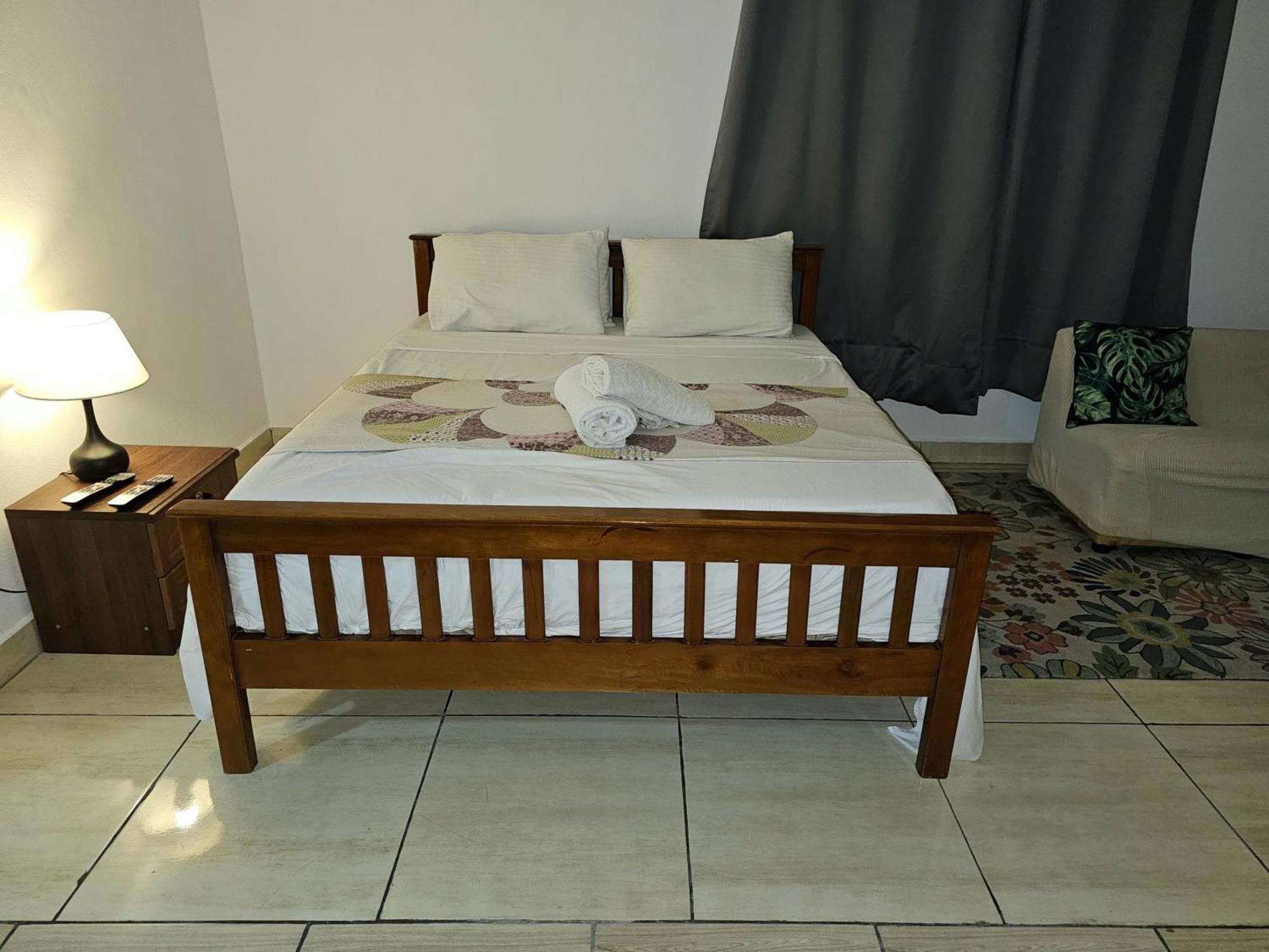 Alpha & Omega Apartment Seychelles 보발롱 외부 사진