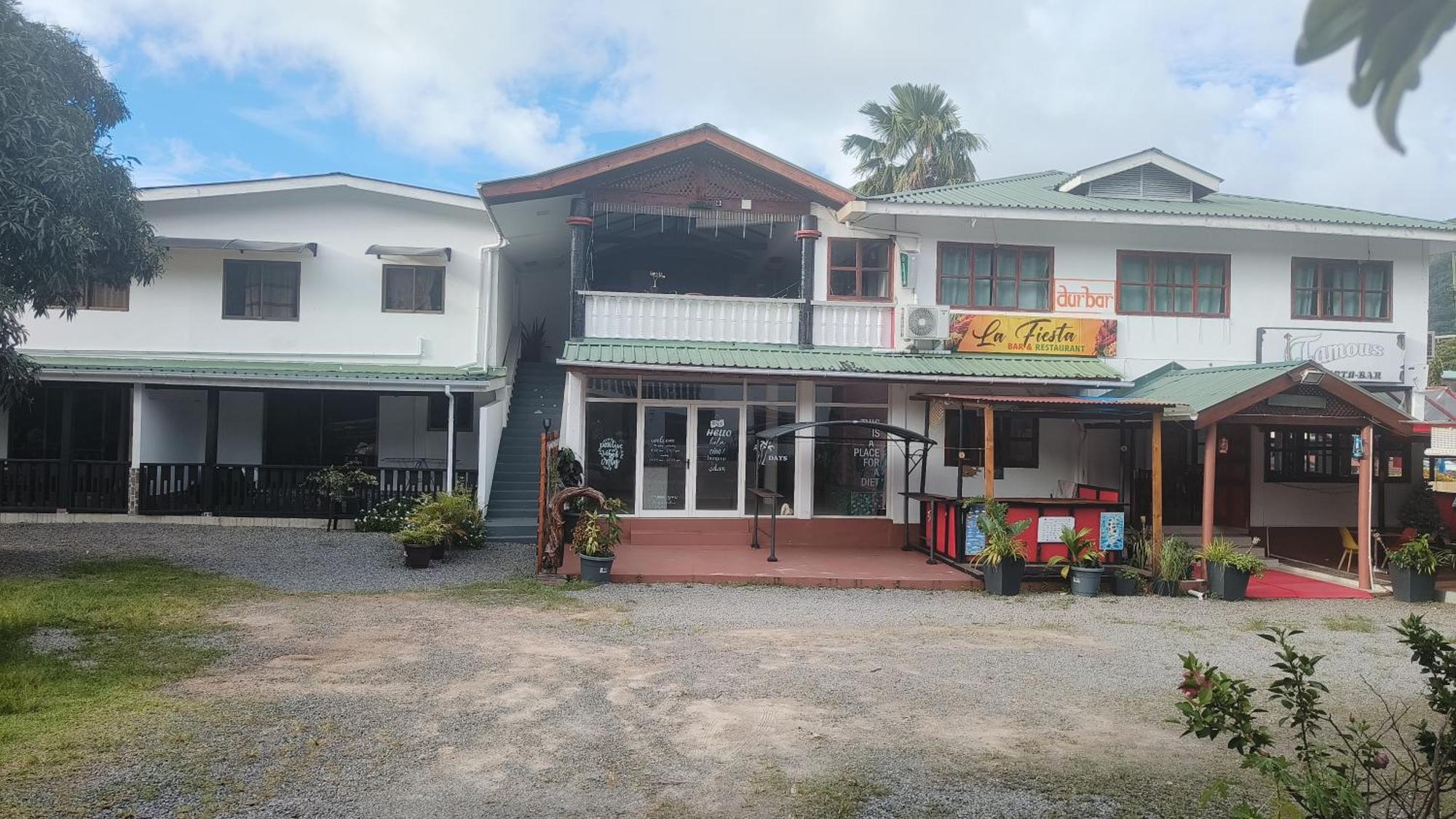 Alpha & Omega Apartment Seychelles 보발롱 외부 사진